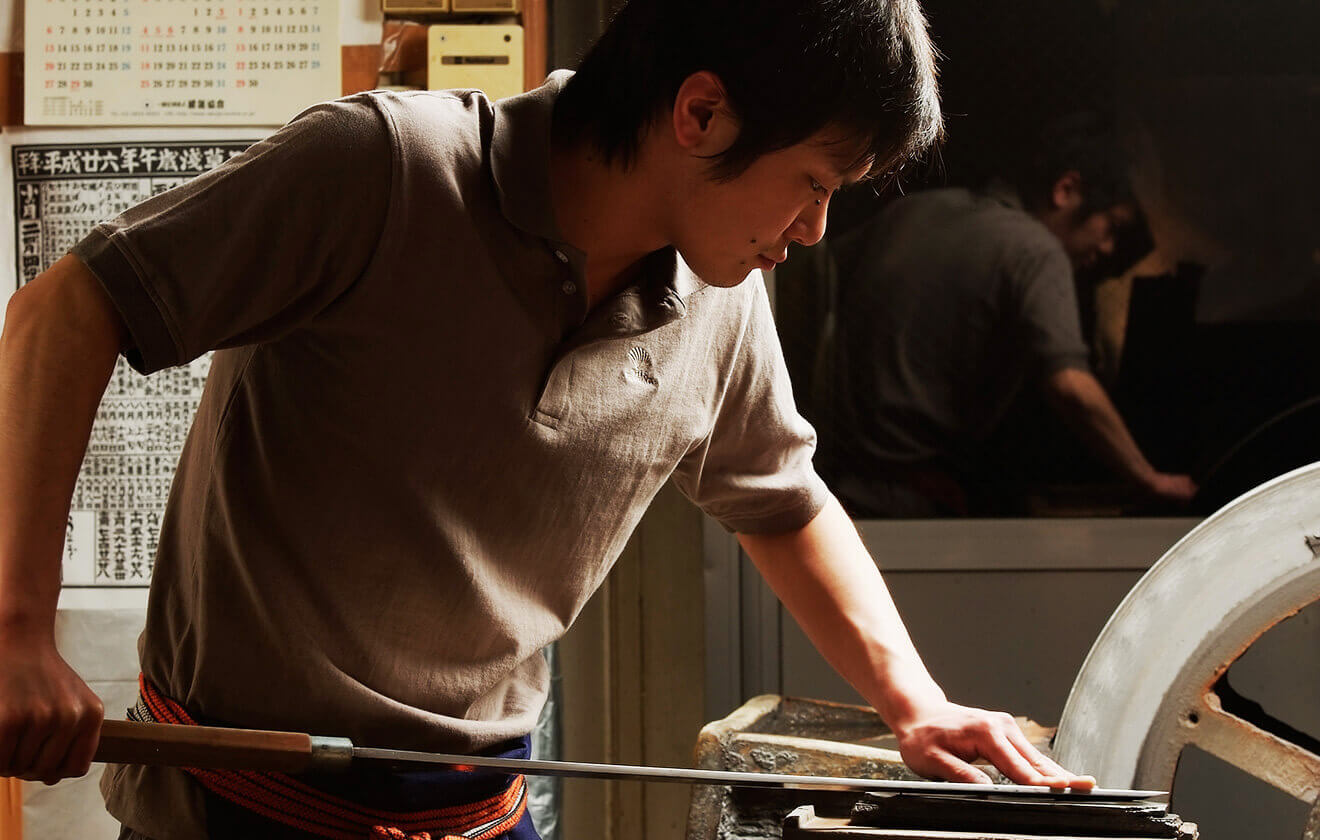 Auzmaminamotono Masahisa  Masahisa's kitchen knives are widely favored by food professionals.